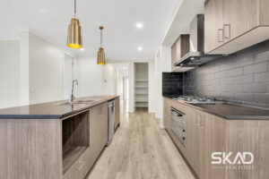 60 Scenery Drive, CRAIGIEBURN, VIC 3064 AUS
