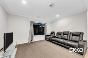45 Charteris Drive, CRAIGIEBURN, VIC 3064 AUS