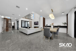 8 York Parade, WOLLERT, VIC 3750 AUS