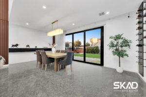 8 York Parade, WOLLERT, VIC 3750 AUS