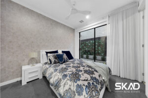 8 York Parade, WOLLERT, VIC 3750 AUS