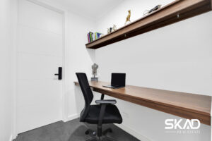 8 York Parade, WOLLERT, VIC 3750 AUS