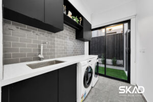 8 York Parade, WOLLERT, VIC 3750 AUS