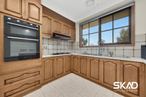 1 Simmington Circuit, GREENVALE, VIC 3059 AUS