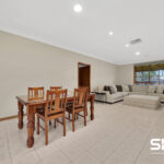 1 Simmington Circuit, GREENVALE, VIC 3059 AUS
