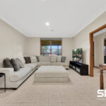 1 Simmington Circuit, GREENVALE, VIC 3059 AUS