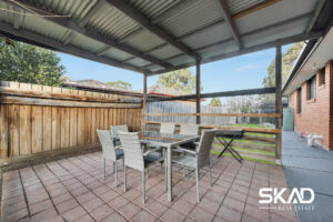 1 Simmington Circuit, GREENVALE, VIC 3059 AUS