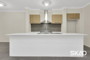 50 Upthorpe Way, MICKLEHAM, VIC 3064 AUS