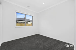 73 Belvedere Circuit, DONNYBROOK, VIC 3064 AUS