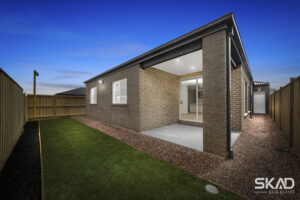 73 Belvedere Circuit, DONNYBROOK, VIC 3064 AUS