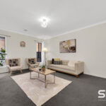 94 Charteris Drive, CRAIGIEBURN, VIC 3064 AUS