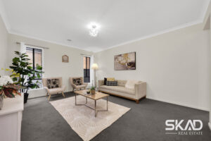 94 Charteris Drive, CRAIGIEBURN, VIC 3064 AUS