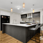 94 Charteris Drive, CRAIGIEBURN, VIC 3064 AUS