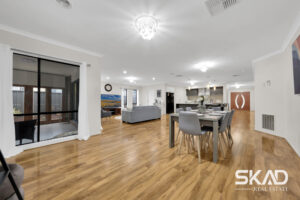 94 Charteris Drive, CRAIGIEBURN, VIC 3064 AUS