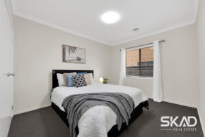 94 Charteris Drive, CRAIGIEBURN, VIC 3064 AUS