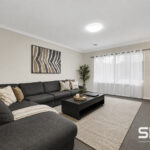 94 Charteris Drive, CRAIGIEBURN, VIC 3064 AUS
