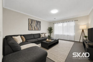 94 Charteris Drive, CRAIGIEBURN, VIC 3064 AUS