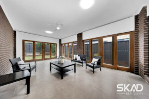 94 Charteris Drive, CRAIGIEBURN, VIC 3064 AUS