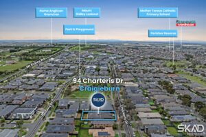 94 Charteris Drive, CRAIGIEBURN, VIC 3064 AUS