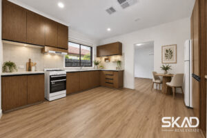83 Alexander Avenue, THOMASTOWN, VIC 3074 AUS