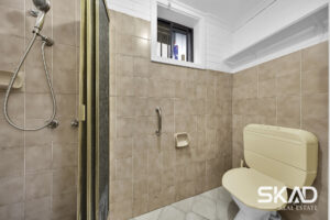 83 Alexander Avenue, THOMASTOWN, VIC 3074 AUS