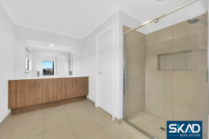 33 Antares Parade, KALKALLO, VIC 3064 AUS