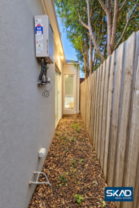 5 Pleasant Road, THOMASTOWN, VIC 3074 AUS