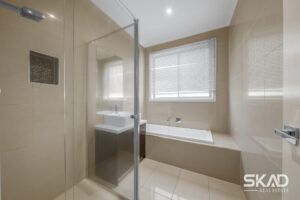 25 Haig Street, MERNDA, VIC 3754 AUS