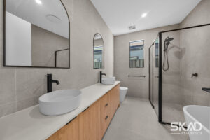 18 Taggiasca Drive, WOLLERT, VIC 3750 AUS