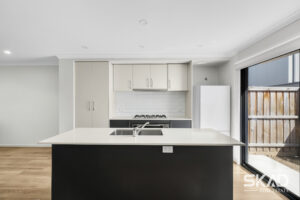 8 Newry Street, WOLLERT, VIC 3750 AUS