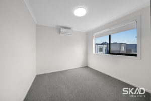 8 Newry Street, WOLLERT, VIC 3750 AUS