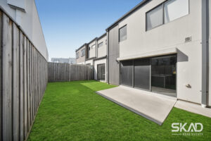 8 Newry Street, WOLLERT, VIC 3750 AUS