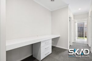 10 Liddiard Way, MICKLEHAM, VIC 3064 AUS
