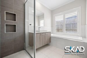10 Liddiard Way, MICKLEHAM, VIC 3064 AUS