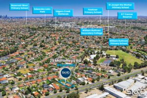 29 Mahoneys Road, RESERVOIR, VIC 3073 AUS