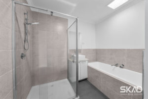 1 Lygon Drive, CRAIGIEBURN, VIC 3064 AUS